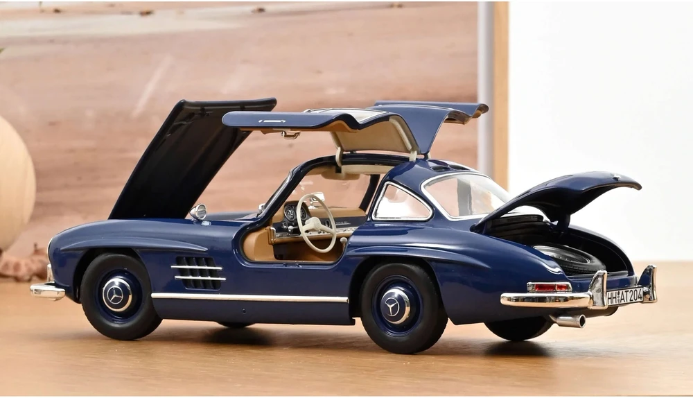 Mercedes-Benz 300 SL (W198) Gullwing, 1954 - 1:18 Norev