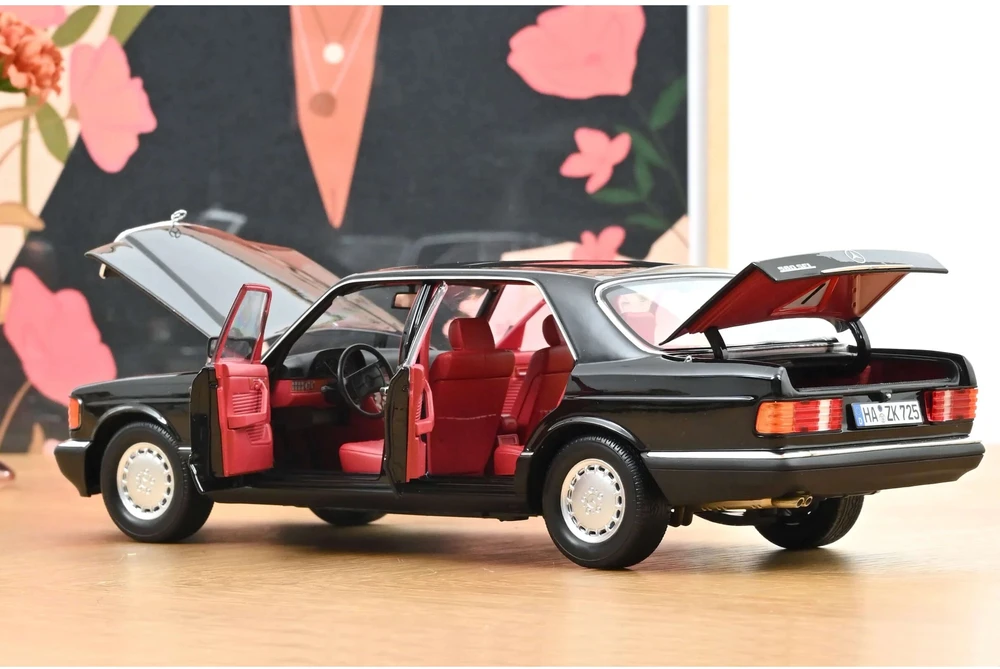 Mercedes-Benz 560 SEL (W126), 1991 - 1:18 Norev