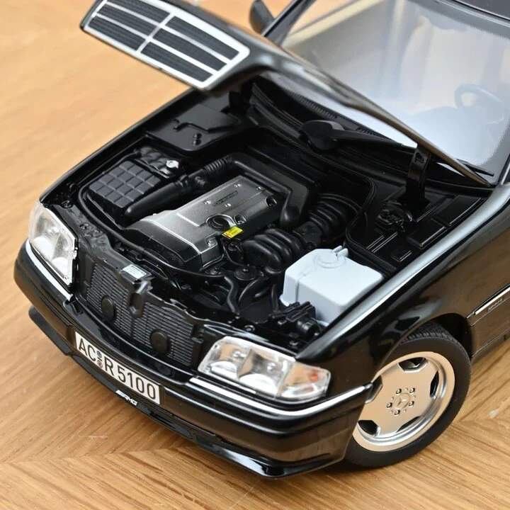 Mercedes-Benz C36 AMG (W202), 1993 - 1:18 Norev