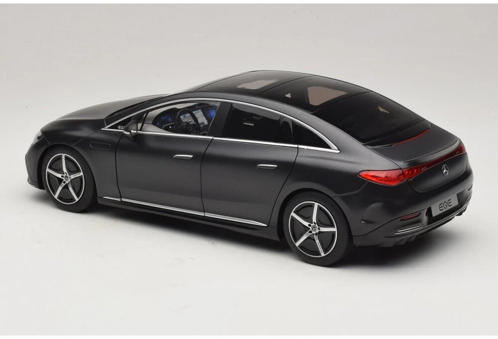 Mercedes-Benz EQE (V295) AMG Line, 2022 - 1:18 NZG