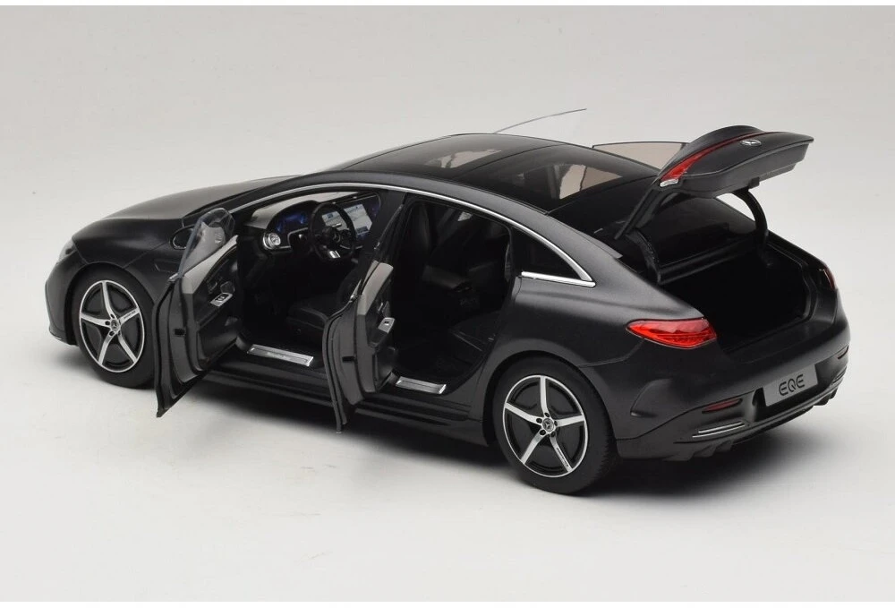 Mercedes-Benz EQE (V295) AMG Line, 2022 - 1:18 NZG