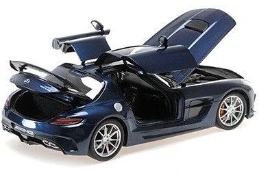 Mercedes-Benz SLS AMG Juodas Series, 2013 - 1:18 Minichamps