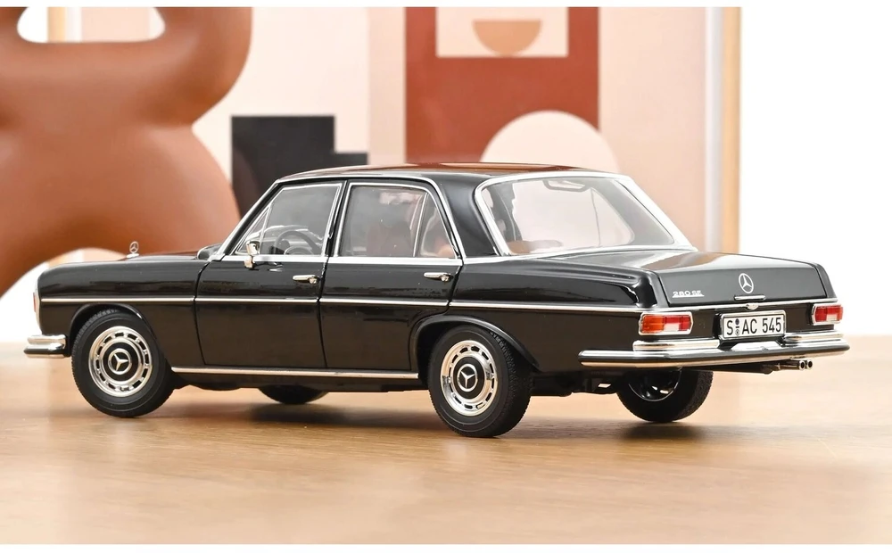 Mercedes‑Benz 280SE (W108), 1968 - 1:18 Norev