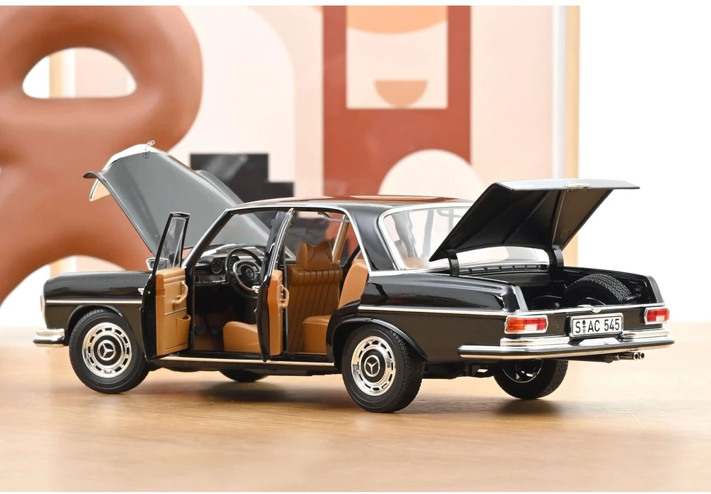 Mercedes‑Benz 280SE (W108), 1968 - 1:18 Norev