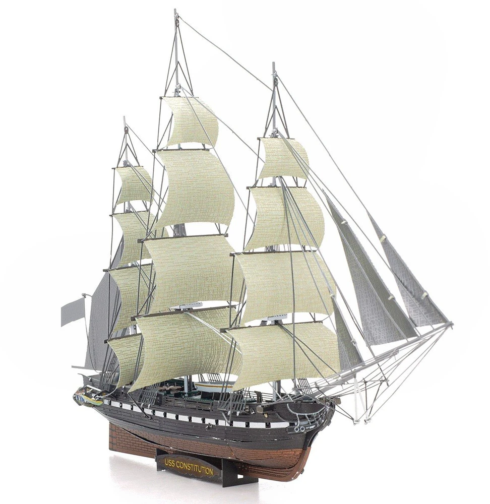METAL EARTH Metalinė 3D dėlionė - USS Constitution laivas