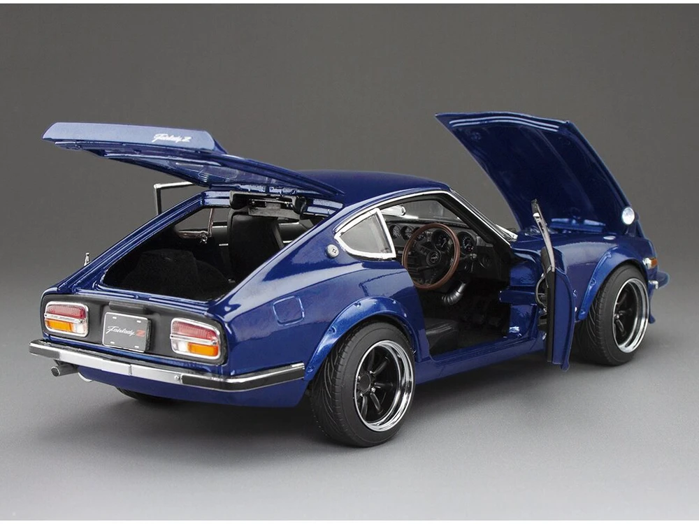 Nissan Fairlady Z (S30), 1972 - 1:18 SunStar