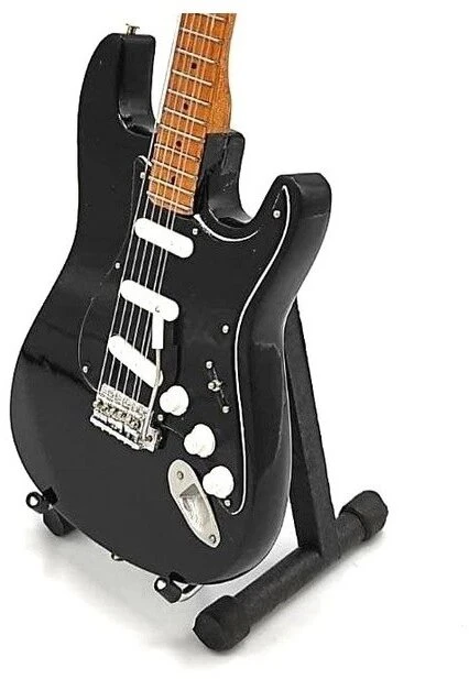Indominiguitars Miniatiūrinė raudonmedžio gitara, įkvėpta Kurt Cobain – kolekcionieriams