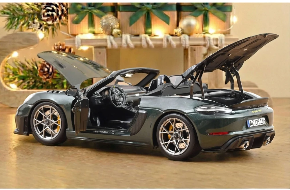 Porsche 718 Spyder RS Weissach Pack, 2023 - 1:18 Norev