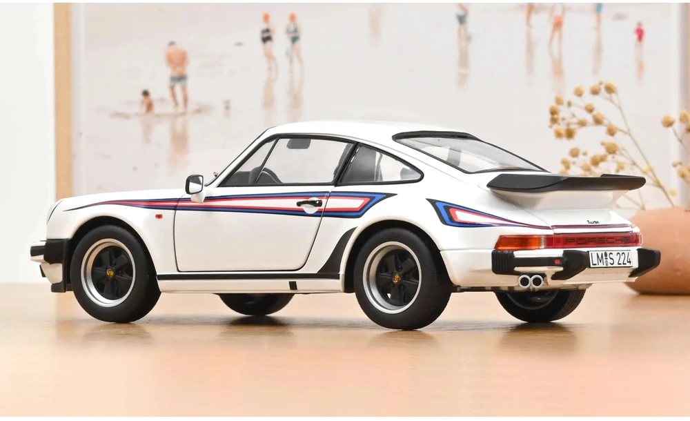 Porsche 911 (930) Turbo 3.3 Coupe, 1980 - 1:18 Norev