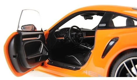 Porsche 911 (992) Turbo S Sport Design, 2021 - 1:18 Minichamps