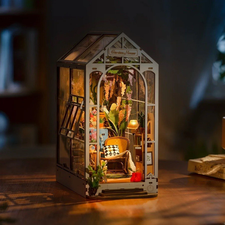 Robotime Mini namas 3D konstruktorius GARDEN HOUSE