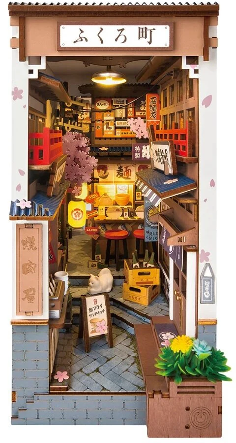 Robotime Mini namas 3D konstruktorius Sakura Wine Alley