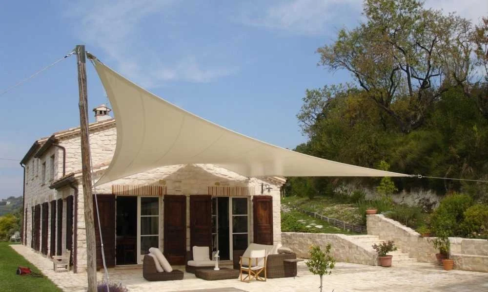 Aio Factory Vandeniui atspari „Codura“ saulės burė 3x3x3m smėlio spalvos