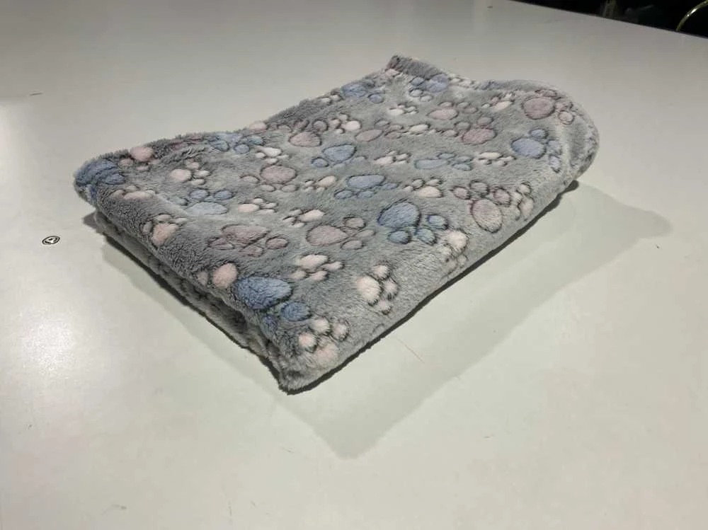 Aio Factory AIO Legowisko Prestige šuniui, kota 40x30 / 55x45 cm juoda