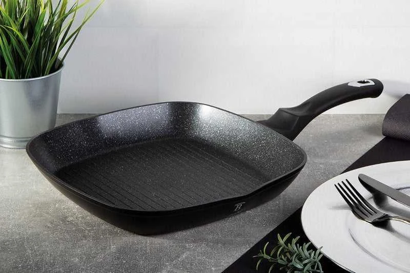 Berlinger Haus kepsninė juoda sidabrinė 28cm