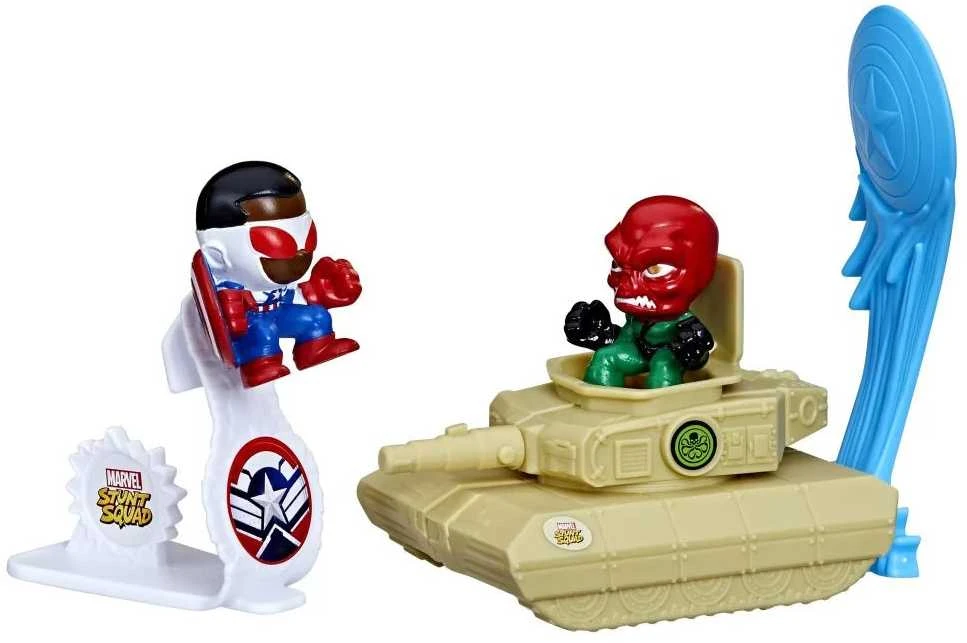 Hasbro veiksmo figūros herojai prieš piktadarius, kapitonas Amerika ir Raudonės kaukolė