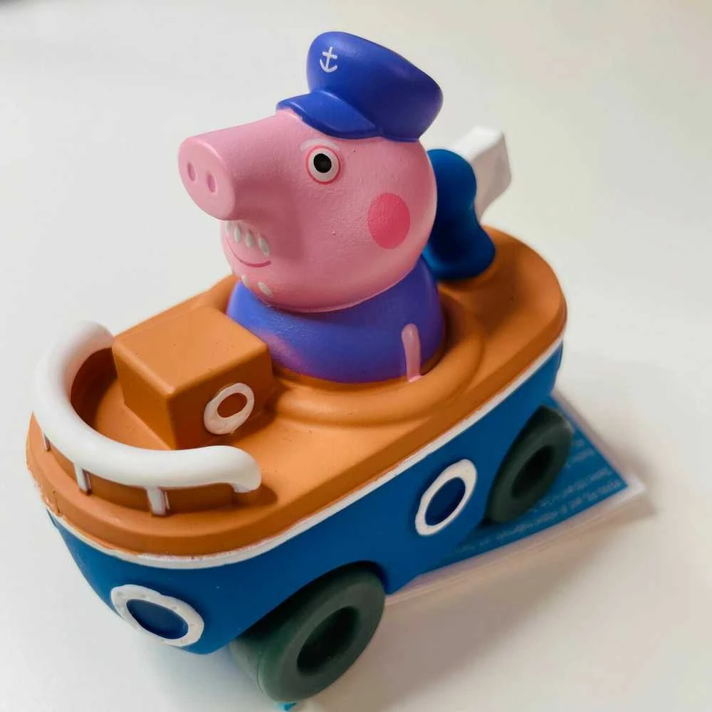 Hasbro Peppa Pig senelio figūrėlės su transporto priemone (8 cm)