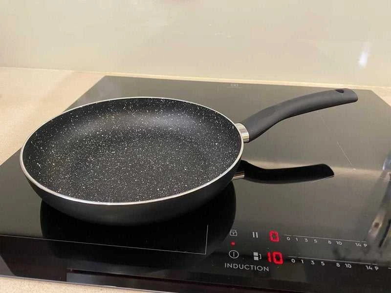 King Hoff Kinghoff KH-3978 keptuvė su nepridegančia marmurine danga, 18 cm