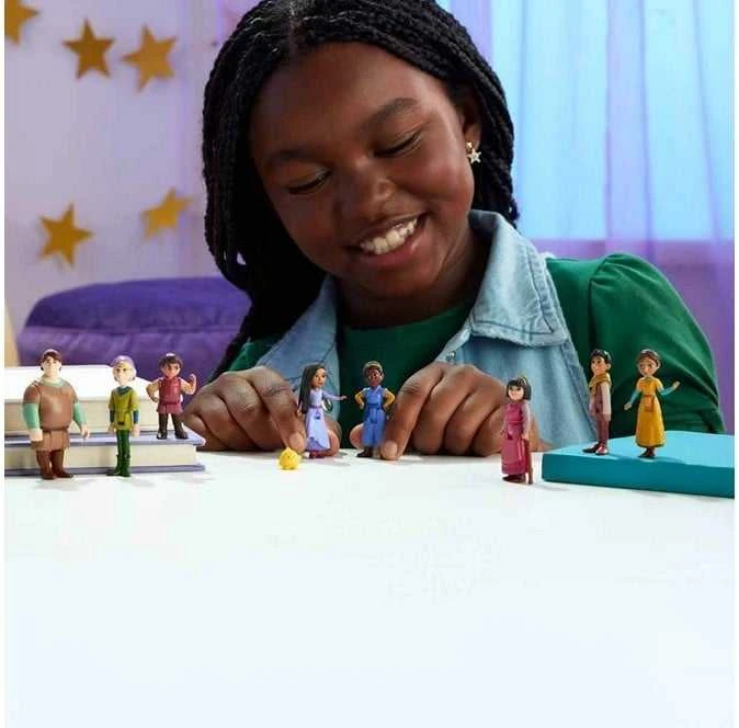 Mattel Disney Wish The Teens Pack Figures 9pcs 5cm