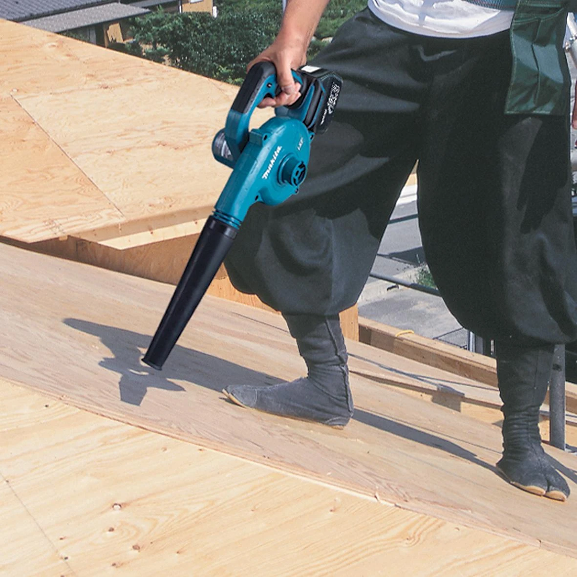 Makita Akumuliatorinis pūstuvas DUB362Z 2x18V be akumuliatorių ir kroviklio