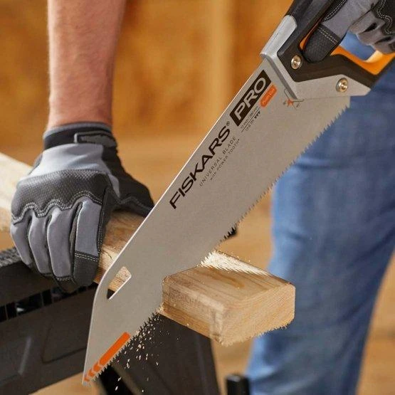 Fiskars Pro Power Tooth rankinis pjūklas 38 cm, (1062930)
