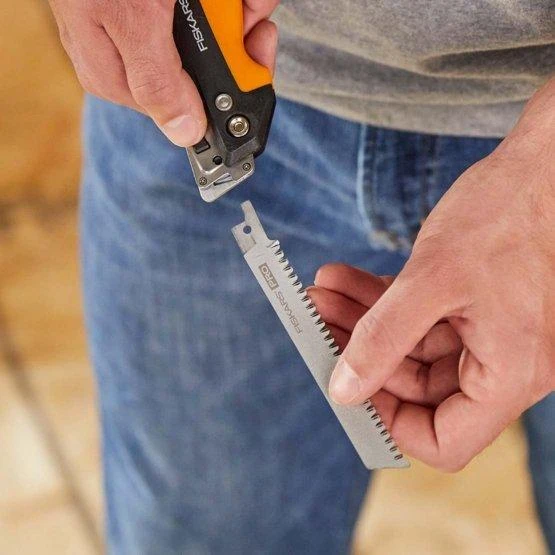 Fiskars Pro Compact universalus pjūklas (15 cm) 1062934