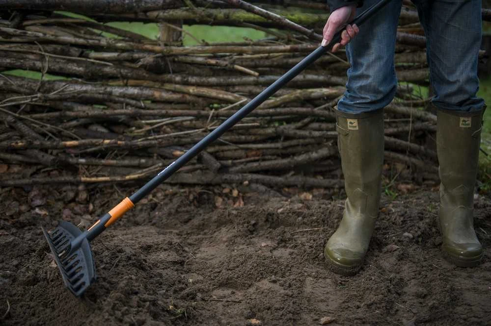 FISKARS Solid Universalus sodo grėblys (135066)