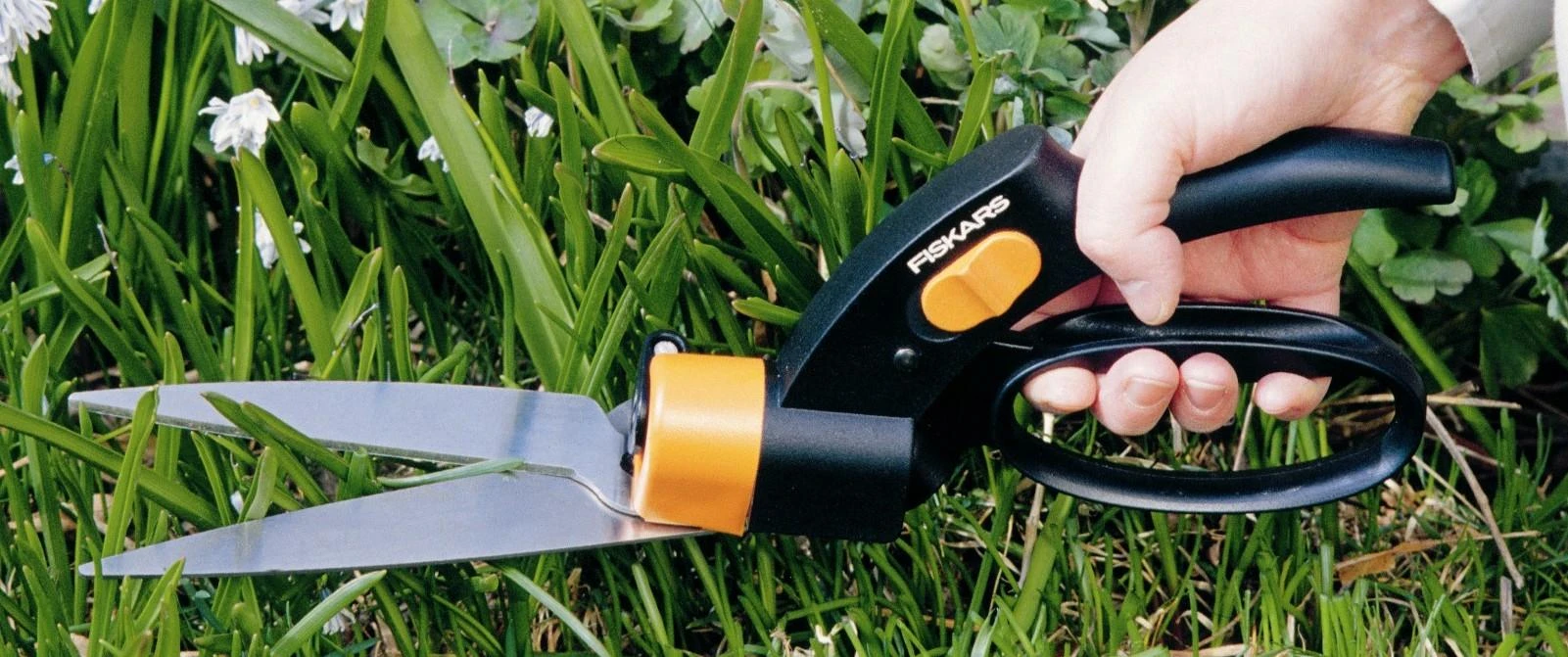Fiskars žolės žirklės Servo-System GS42, 340 mm
