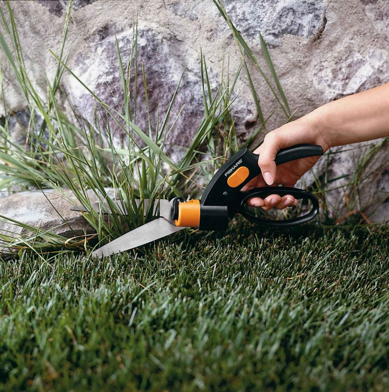 Fiskars žolės žirklės Servo-System GS42, 340 mm