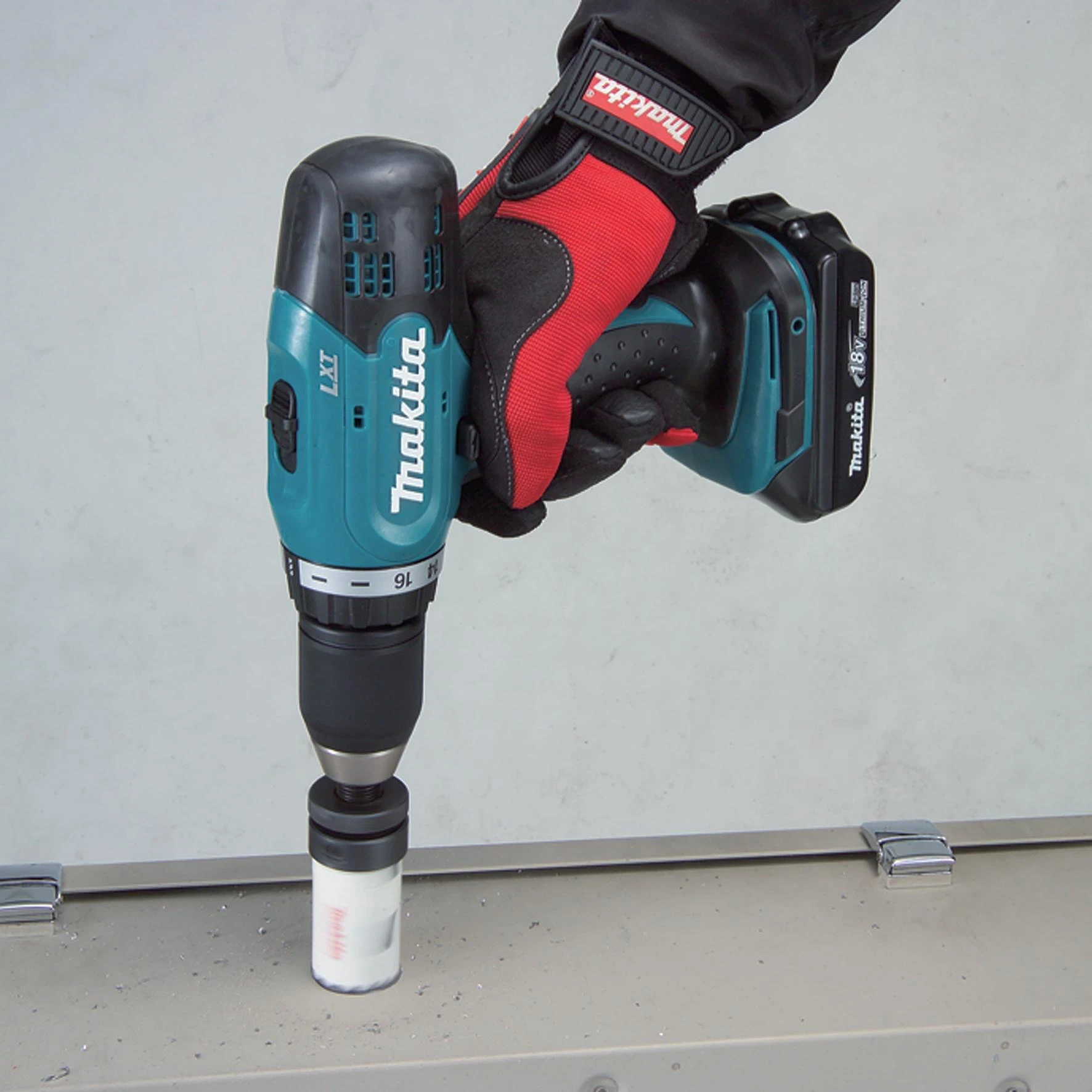 Makita DDF453SYE Akumuliatorinis gręžtuvas, 18 V, 2x 1,5Ah Li-ion, 42/27 Nm, 1,7kg