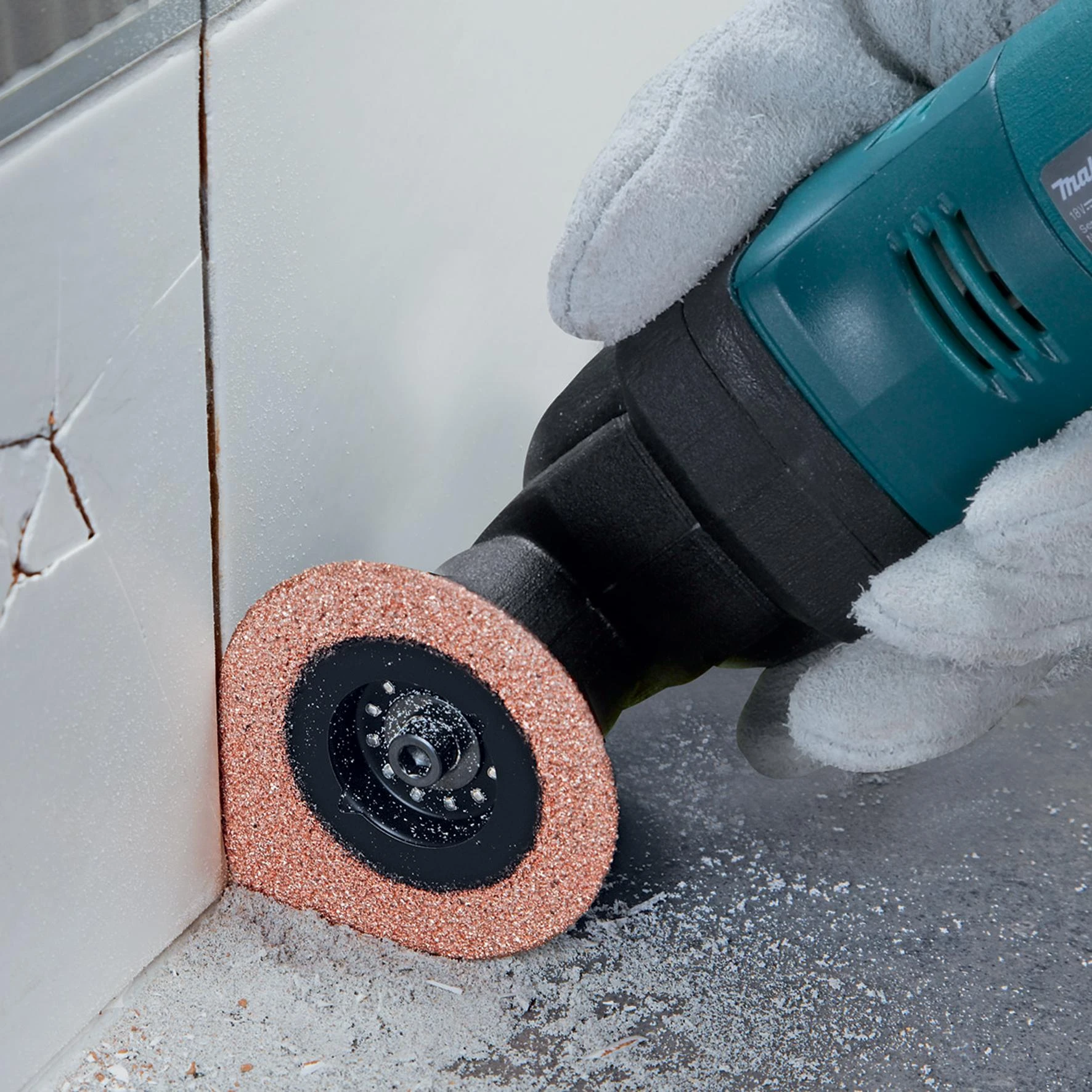 Makita DTM50Z pjauna plytelę segmentiniu disku