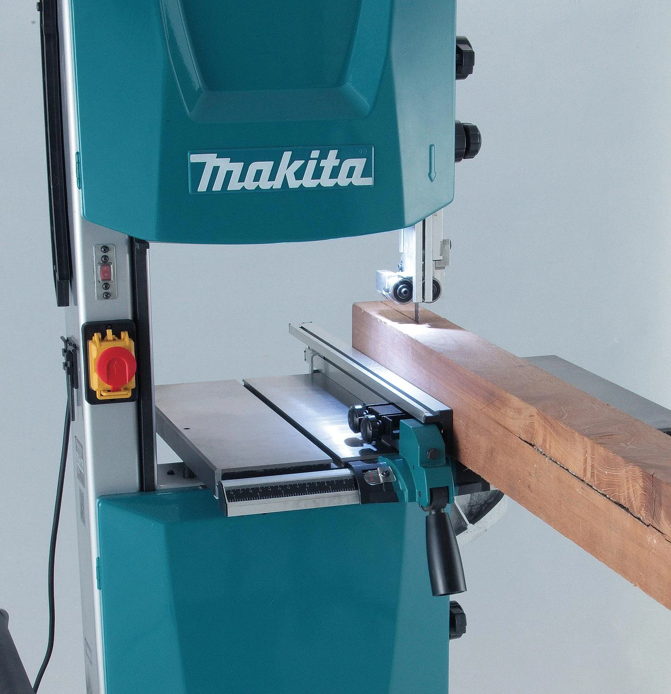 Juostinis pjūklas Makita LB1200F