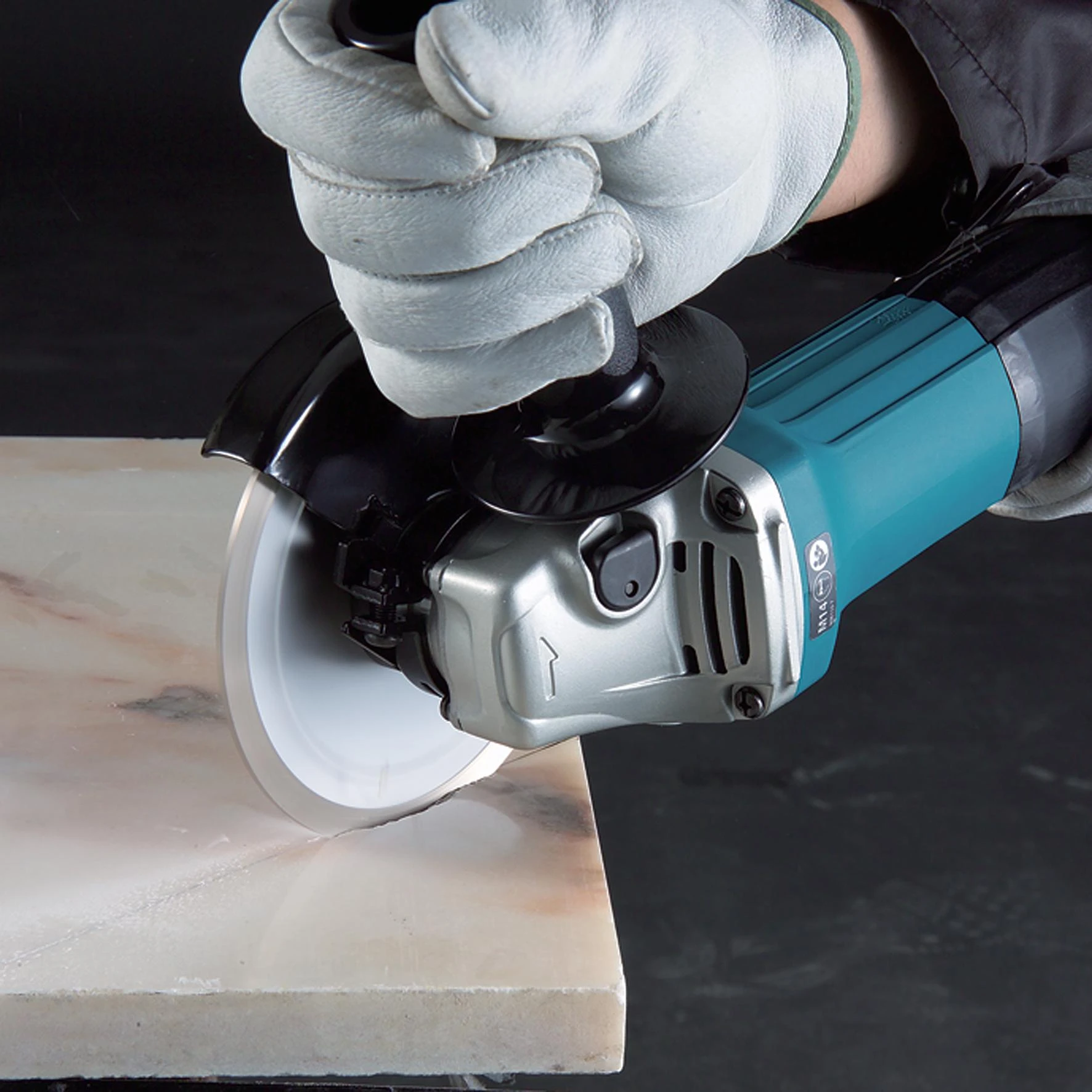Makita GA5030R kampinis šlifuoklis
