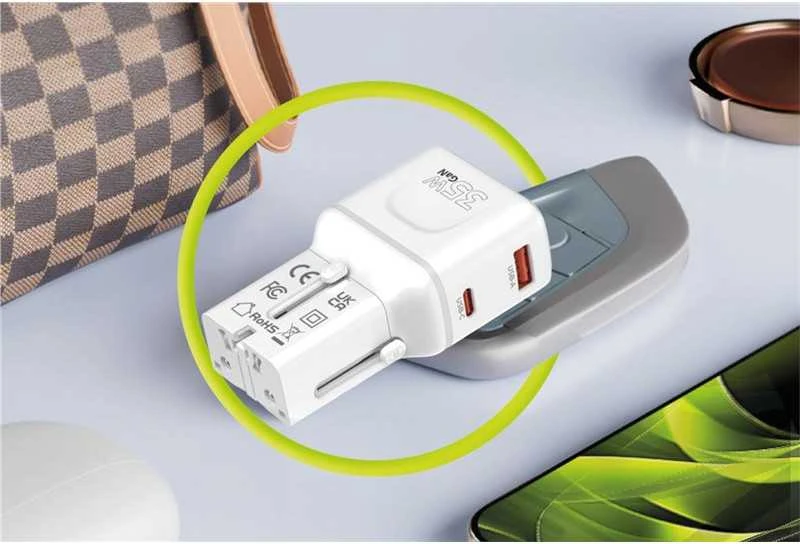Įkroviklis Mobile Origin 35W Travel Adapteris, EU/US/UK/AU PW25, baltas