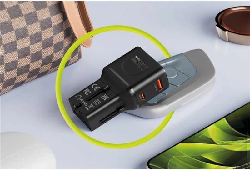 Įkroviklis Mobile Origin 35W Travel Adapteris, EU/US/UK/AU PW25, juodas