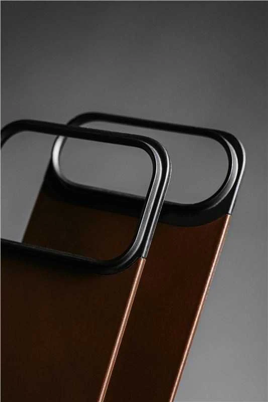 Dėklas Nomad magnetinis odinis dėklas, kaimiško stiliaus rudas (Horween), Magsafe - iPhone 17 Pro