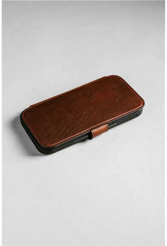Dėklas Nomad Modern Leather Folio, olde dublin (Horween) - iPhone 17 Pro