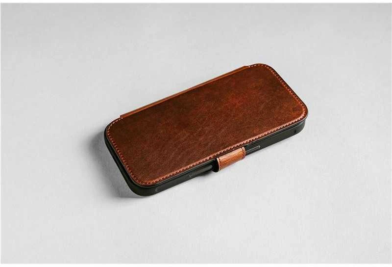Dėklas Nomad Modern Leather Folio, olde dublin (Horween) - iPhone 17 Pro