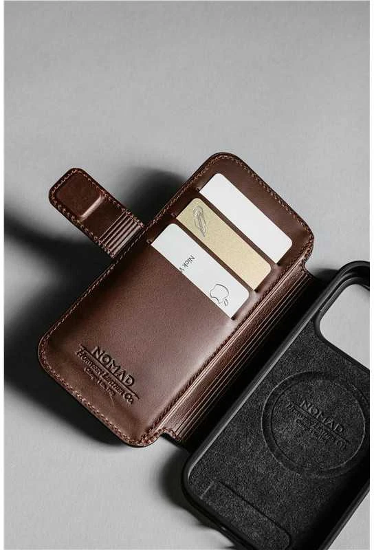 Dėklas „Nomad Modern Leather Folio“, kaimiško stiliaus rudas (Horween) – „iPhone 17 Pro Max“