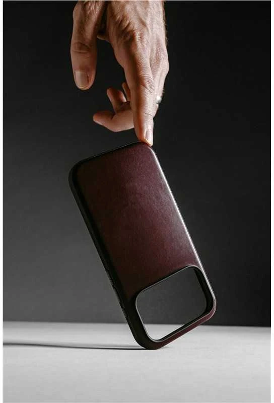 Dėklas Nomad Modern Odinis dėklas, burgundy (Horween) - iPhone 17 Pro