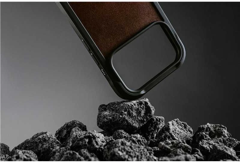 Dėklas Nomad Rugged Odinis dėklas, rustic ruda (Horween) - iPhone 17 Pro