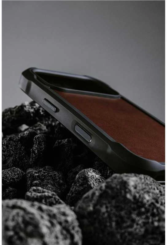 Dėklas Nomad Rugged Odinis dėklas, rustic ruda (Horween) - iPhone 17 Pro