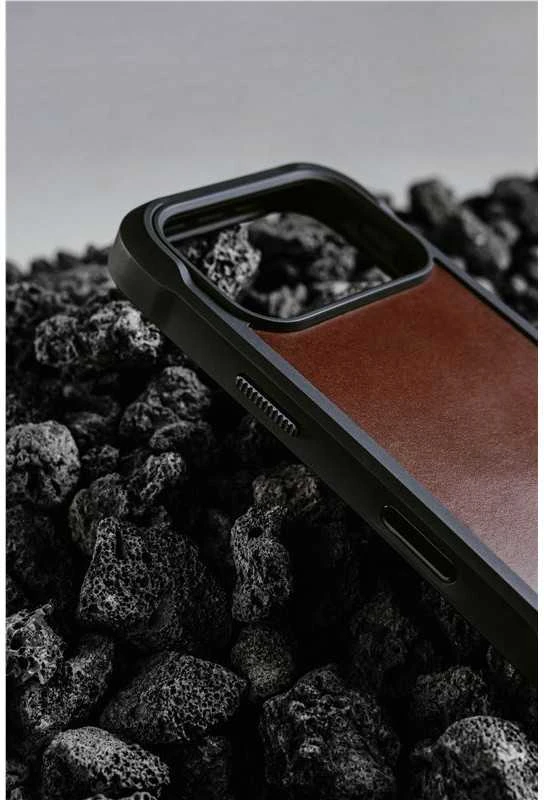Dėklas Nomad Rugged Odinis dėklas, rustic ruda (Horween) - iPhone 17 Pro