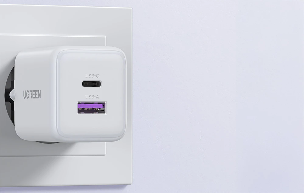Sieninis įkroviklis UGREEN X516, 30W, 3A, 1 x USB-A - 1 x USB-C, baltas aprašymas - Prekės nuotrauka