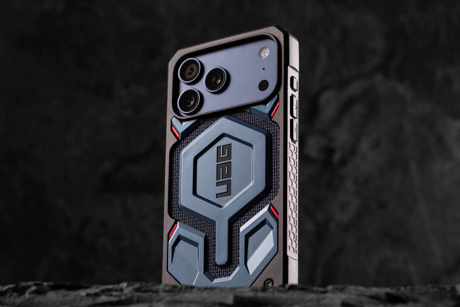 Dėklas Urban Armor Gear UAG Monarch Pro MagSafe, Kevlar, deginta oranžinė - iPhone 18 Pro Max/17 Pro Max aprašymas - Prekės nuotrauka
