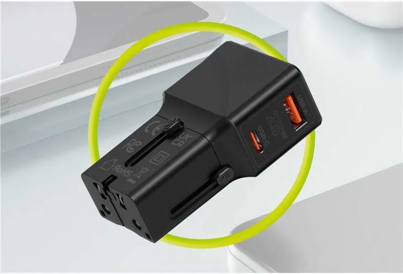 „Mobile Origin“ kelioninis adapteris 25 W, ES/JAV/JK/AU, baltas