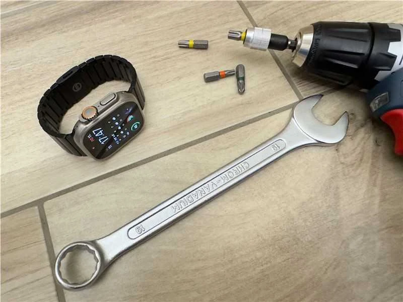 „Mobile Origin Watch“ titano dirželis, juodas - „Apple Watch“ 49 mm / 46 mm / 45 mm / 44 mm / 42 mm