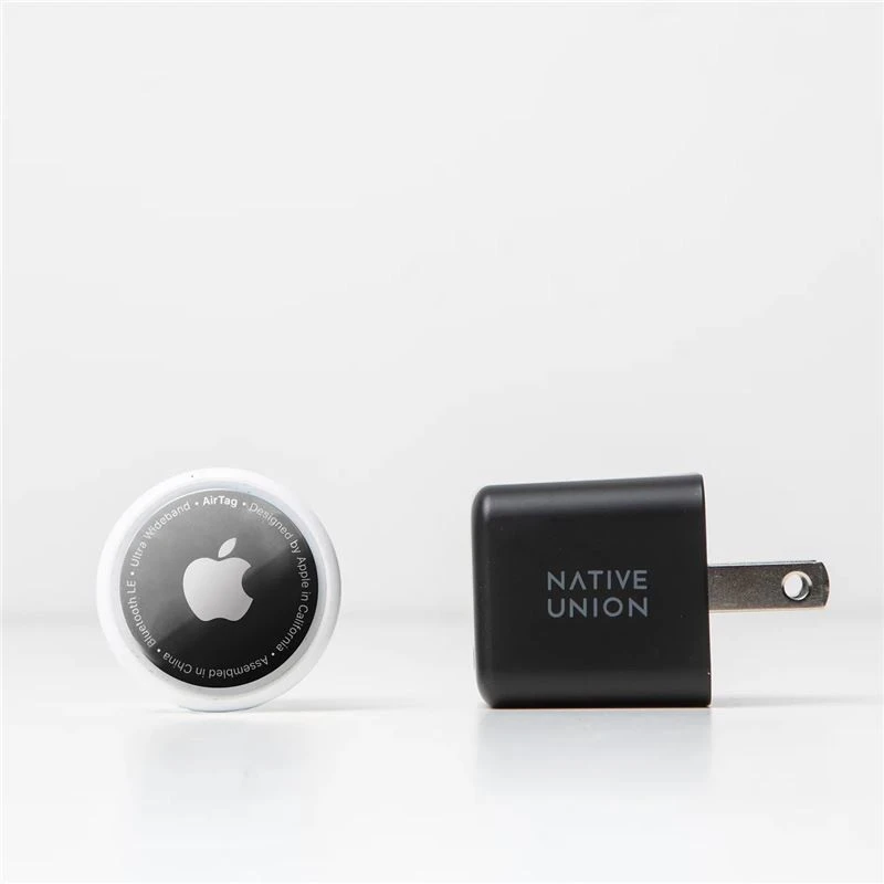 Native Union Greitas GaN įkroviklis PD 30W, juodas