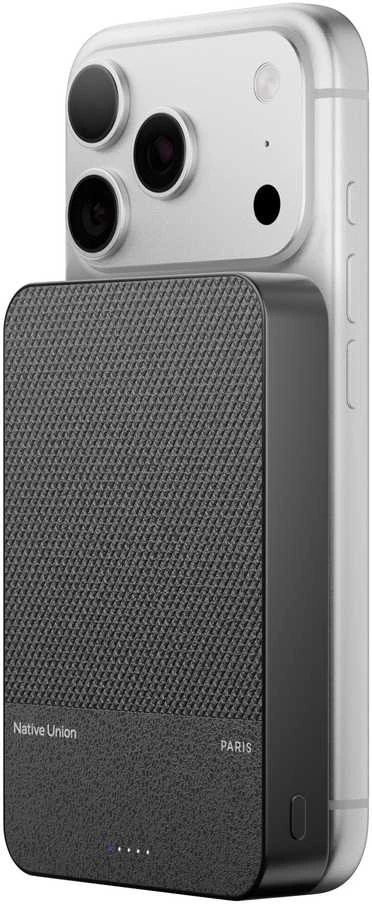„Native Union (Re)Classic“ nešiojama baterija – magnetinė 10000 mAh talpos nešiojama baterija, suderinama su „MagSafe“ ir „Qi2“, USB-C – pridedamas 15 cm USB-C laidas (juodas)