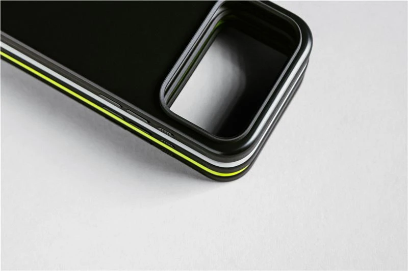 Nomad Modern dėklas, vulcan juodos spalvos – iPhone 17 Pro Max